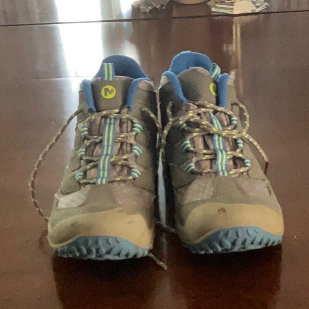 Merrel Boys hiking boots size 2